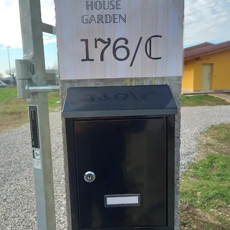 Mazzi House Garden *