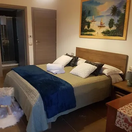 Гостевой дом Mazzi House Garden *